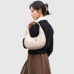 Rounded Shell Fancy Shoulder Bag for Daily Outfits - Image 21