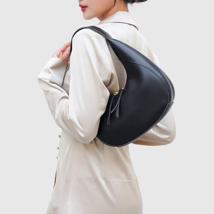 Rounded Shell Fancy Shoulder Bag for Daily Outfits - Image 15
