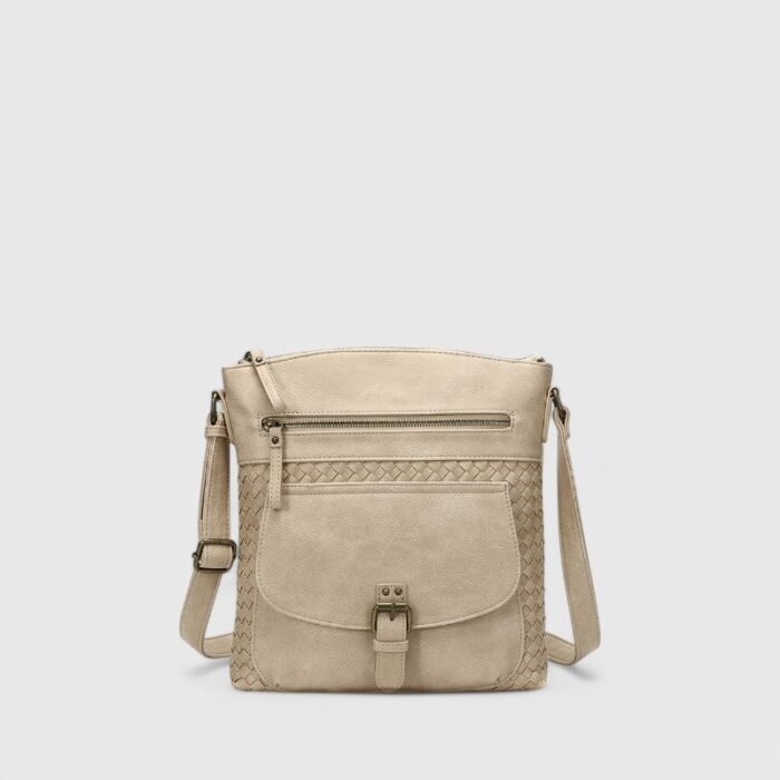 The Chic Companion - Image 4