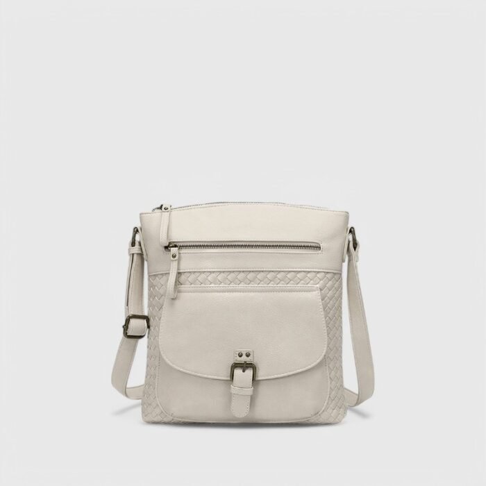 The Chic Companion - Image 11