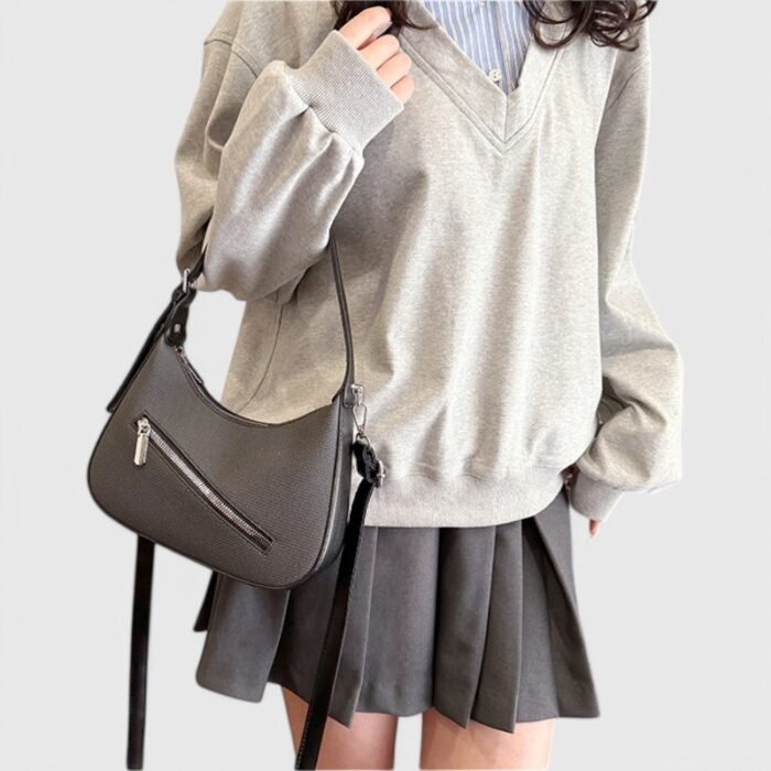 Compact PU Zipper Fancy Shoulder Bag – Flexible and Functional - Image 10