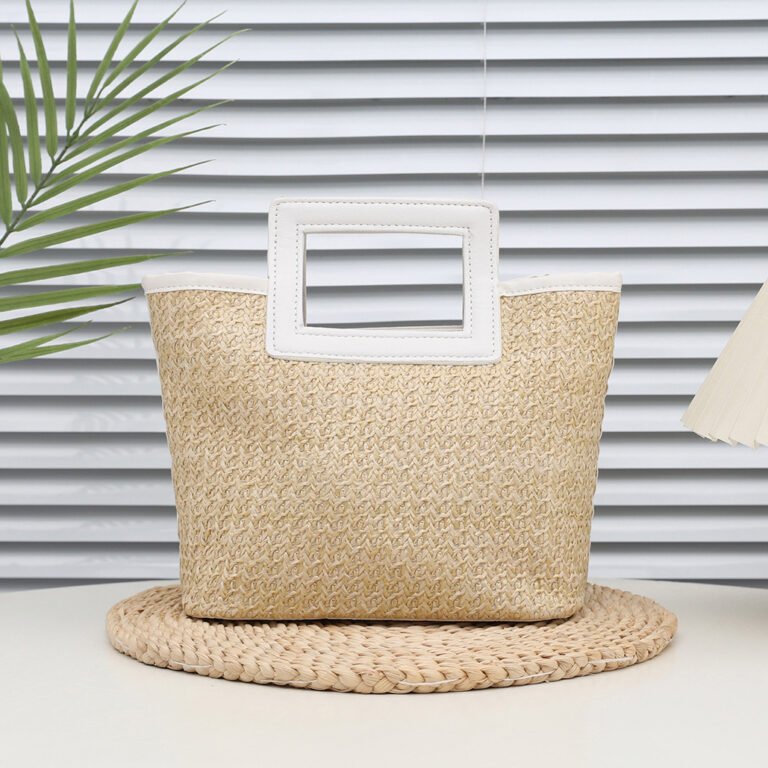 BreezeLine Straw Crossbody Bag White