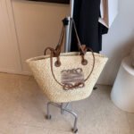 Makbolo Straw Crossbody Bag