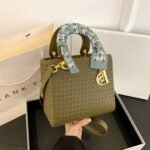 Square Edge Woven Bag Green