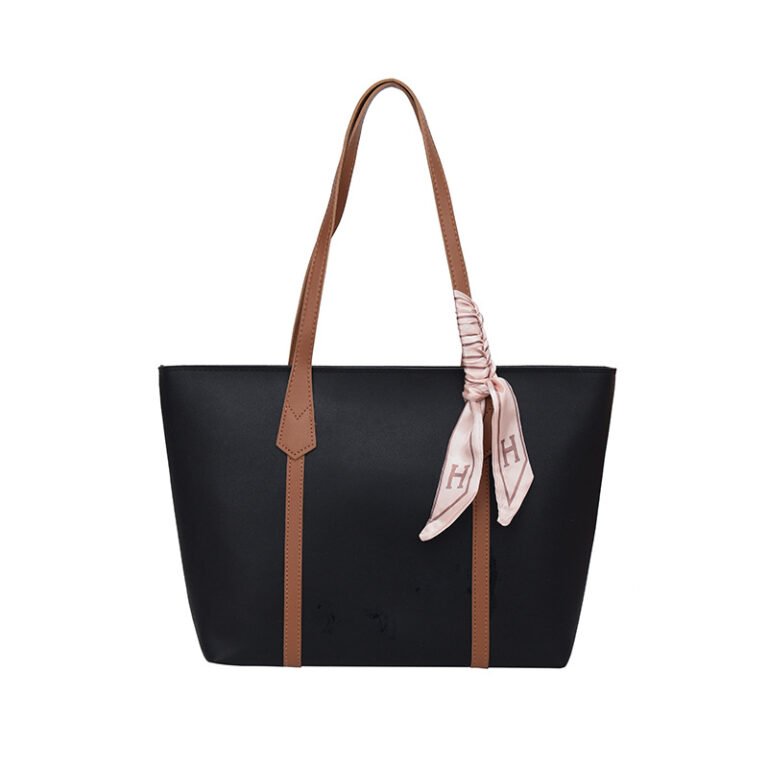 Solid Ease Tote Bag Black