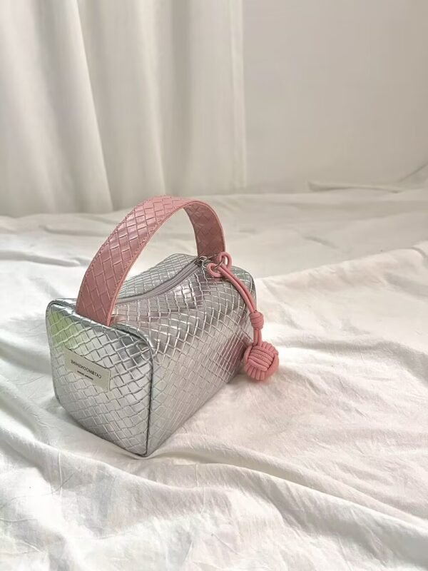 Weave Nest Cosmetic Bag