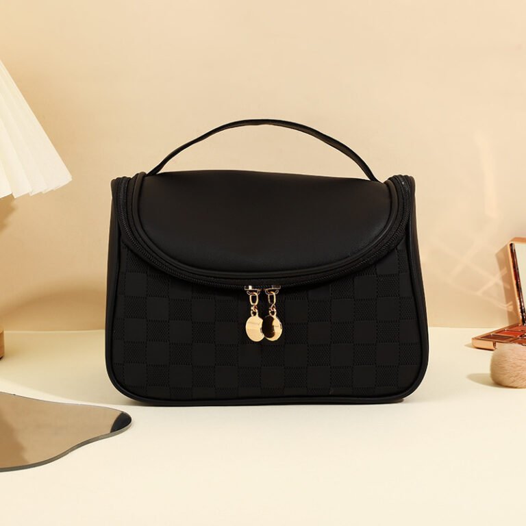 Plaid Trend Cosmetic Bag Black