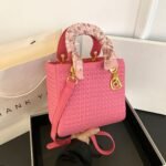 Square Edge Woven Bag Pink