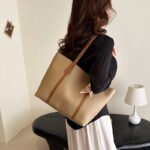 Solid Ease Tote Bag Khaki