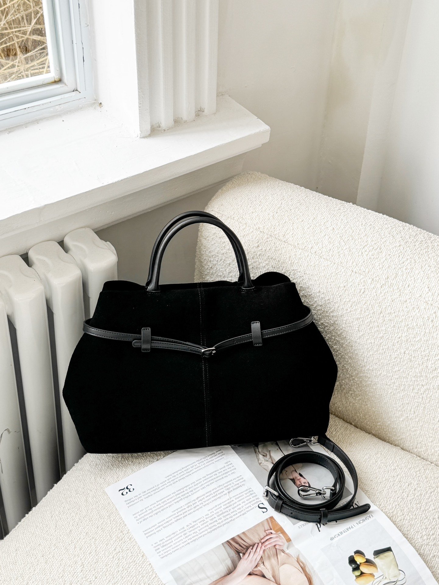 Nubuck Vibe Suede Hobo Black Bag