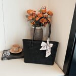 Urban Ease Tote Bag Black