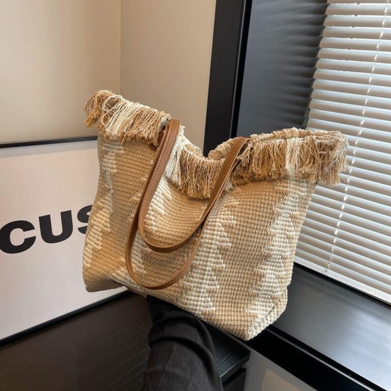 Neutralis Shoulder Bag Khaki