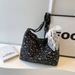 Trend Stitch Nylon Bag Black