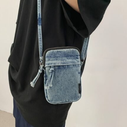 Daze Cellphone Bag