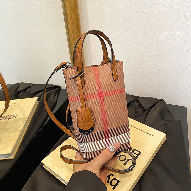 Modi Stitch Cellphone Bag Brown